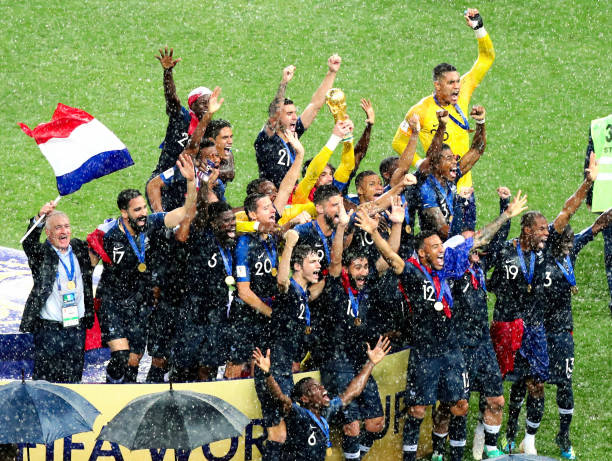 事在某些方 事在某些方